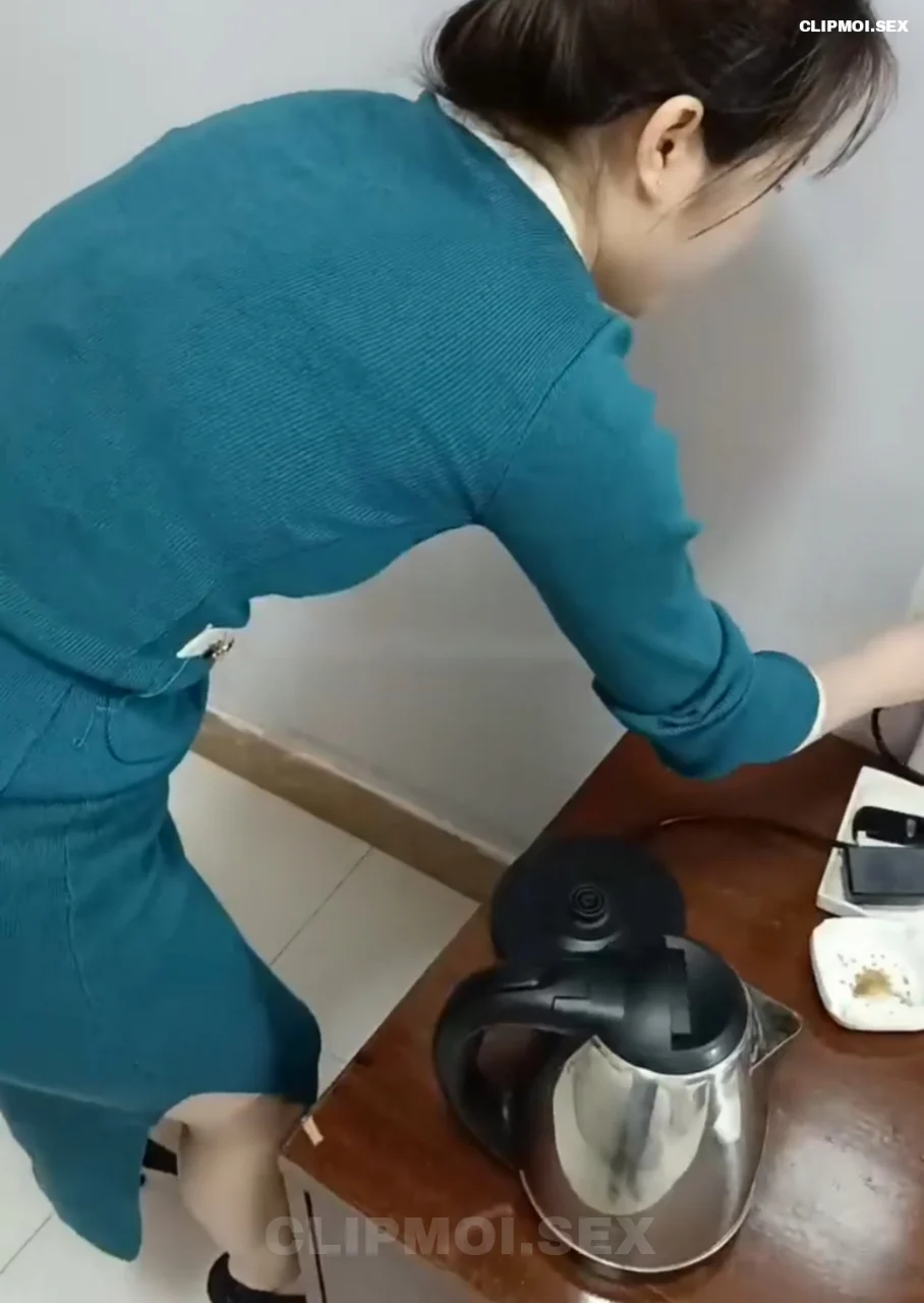 Địt em tiếp tân khách sạn