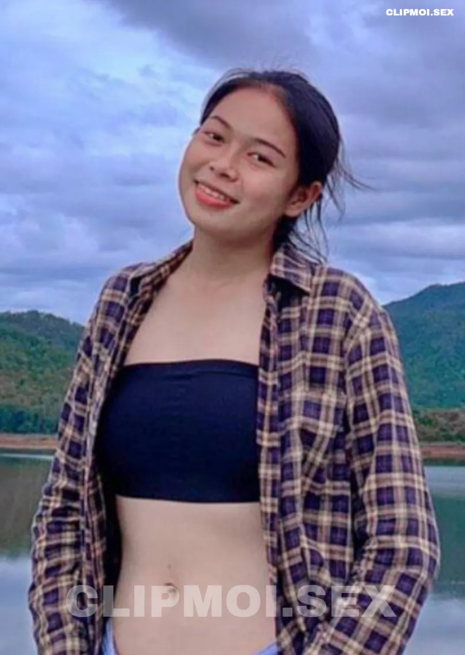 Some em gái lớp 12 siêu múp