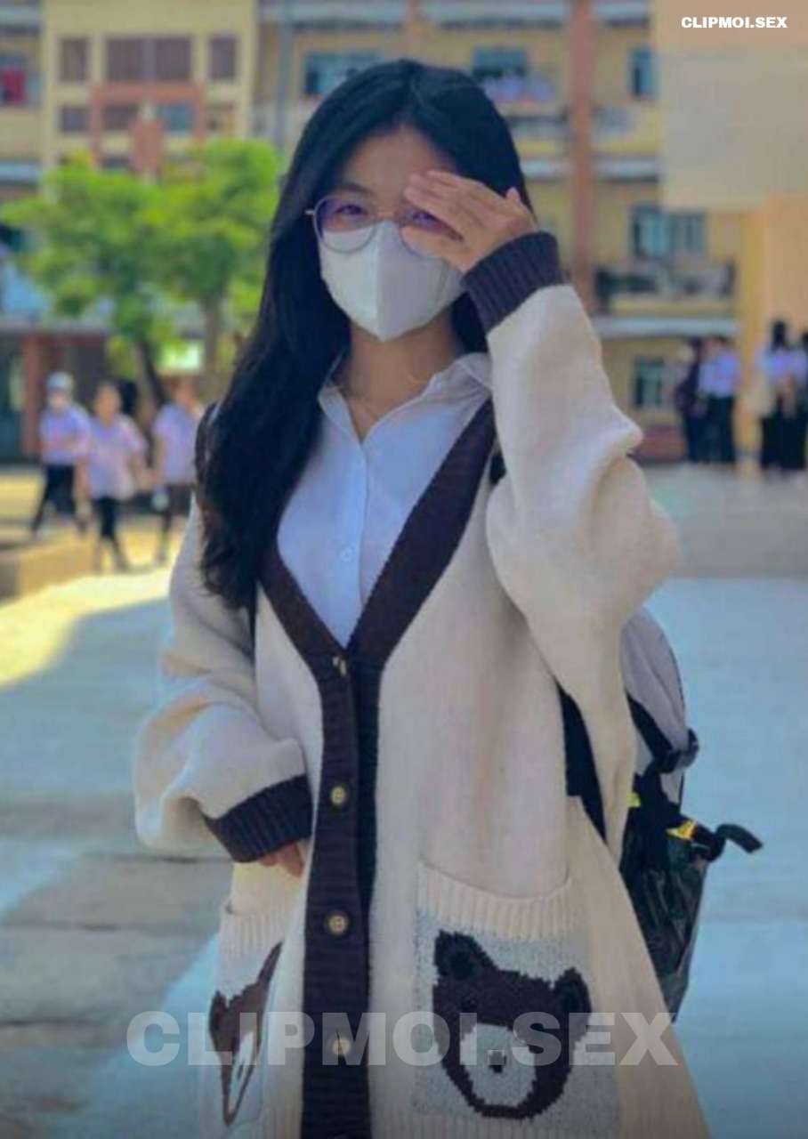 Bú đi không mình chia tay em nhé