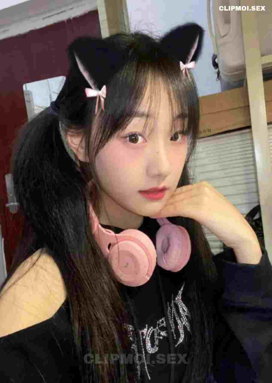 Hot girl trường Thanh Hoa lộ clip sex với bạn trai